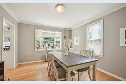 18 Duncan St, Millburn, NJ 07041 - Photo 5