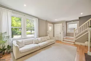 18 Duncan St, Millburn, NJ 07041 - Photo 3