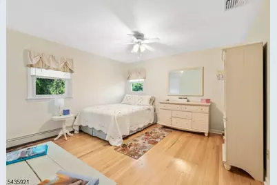 8 Garrett Dr, Raritan Township, NJ 08822 - Photo 37