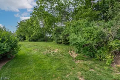 28 Brandywyne Dr, Florham Park, NJ 07932 - Photo 23