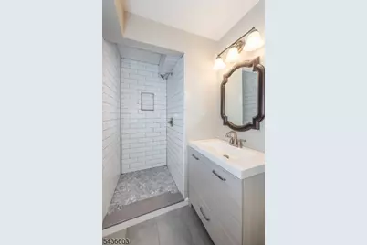 28 Brandywyne Dr, Florham Park, NJ 07932 - Photo 21