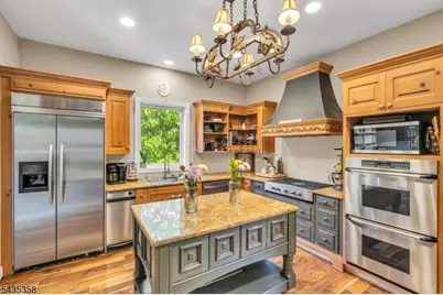 128 Raritan River Rd, Lebanon Township, NJ 07830 - Photo 9
