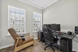 25 Haralson Ct, Livingston, NJ 07039 - Photo 25