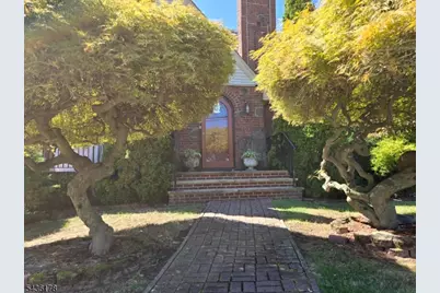 304 Henry St, Hasbrouck Heights, NJ 07604 - Photo 3