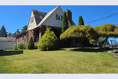 304 Henry St, Hasbrouck Heights, NJ 07604 - Photo 1