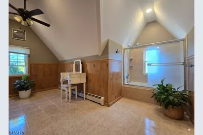 304 Henry St, Hasbrouck Heights, NJ 07604 - Photo 17