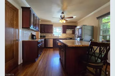 304 Henry St, Hasbrouck Heights, NJ 07604 - Photo 9