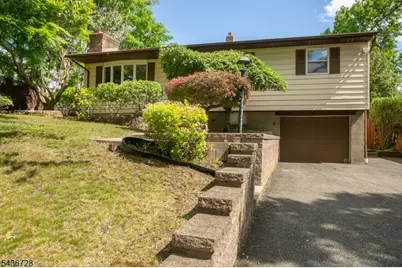 44 Adelphia Rd, Parsippany, NJ 07054 - Photo 5