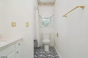44 Adelphia Rd, Parsippany, NJ 07054 - Photo 21