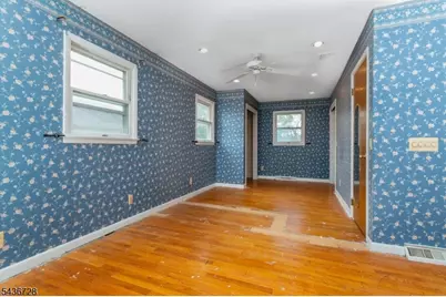 44 Adelphia Rd, Parsippany, NJ 07054 - Photo 17