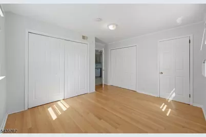 219 Magie Ave, Roselle Park, NJ 07204 - Photo 17
