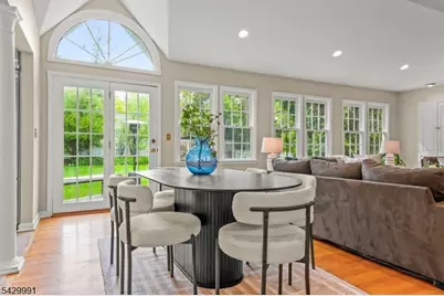 33 Exeter Rd, Millburn, NJ 07078 - Photo 13