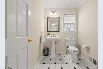 33 Exeter Rd, Millburn, NJ 07078 - Photo 27