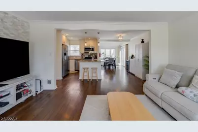 1341 Lincrest Ter, Union Township, NJ 07083 - Photo 5