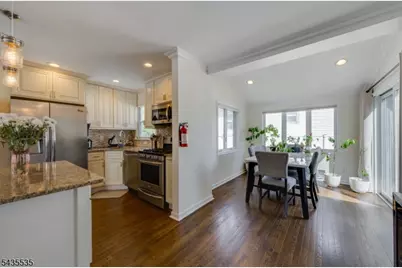 1341 Lincrest Ter, Union Township, NJ 07083 - Photo 11