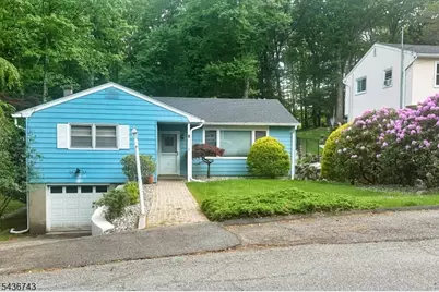 8 Mohawk Ave, Rockaway Township, NJ 07866 - Photo 3