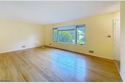 8 Mohawk Ave, Rockaway Township, NJ 07866 - Photo 5