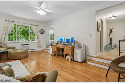 18 B Foxwood Dr Unit #B, Morris Plains, NJ 07950 - Photo 3