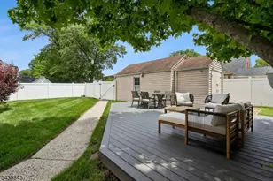 341 Huntington Rd, Union Township, NJ 07083 - Photo 17