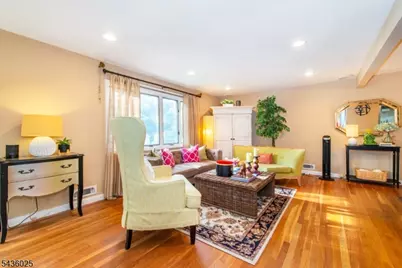 62 Trocha Ave, Livingston Twp., NJ 07039 - Photo 3