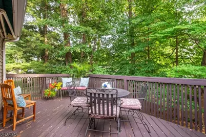 62 Trocha Ave, Livingston Twp., NJ 07039 - Photo 21