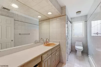 767 Kingsland Ave, Ridgefield, NJ 07657 - Photo 29