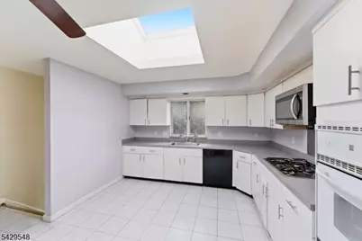 767 Kingsland Ave, Ridgefield, NJ 07657 - Photo 23