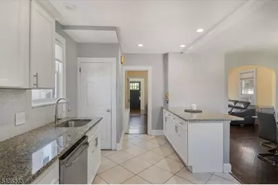 73 Forest St, North Arlington, NJ 07031 - Photo 11