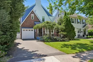 54 Mountain Ave, Bloomfield, NJ 07003 - Photo 1
