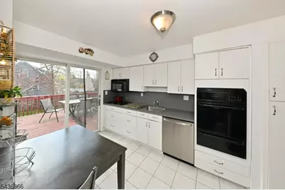 71 Clover Hill Dr, Mount Olive, NJ 07836 - Photo 5