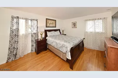 71 Clover Hill Dr, Mount Olive, NJ 07836 - Photo 7