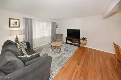 71 Clover Hill Dr, Mount Olive, NJ 07836 - Photo 3