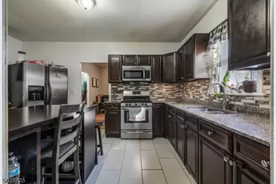 409 Ogden Pl, Perth Amboy, NJ 08861 - Photo 21