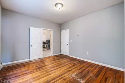 409 Ogden Pl, Perth Amboy, NJ 08861 - Photo 11