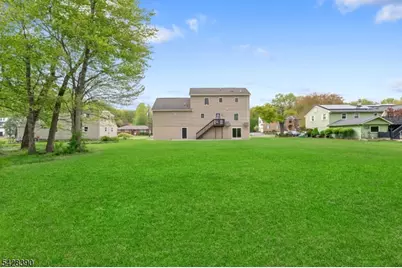 128 Big Piece Rd, Fairfield, NJ 07004 - Photo 41