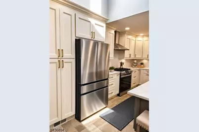 286 N Livingston Ave, Livingston, NJ 07039 - Photo 7