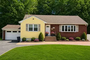 286 N Livingston Ave, Livingston, NJ 07039 - Photo 1