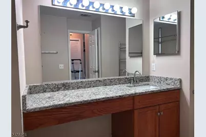 290 Potomac Dr Ondo, Bernards Township, NJ 07920 - Photo 5