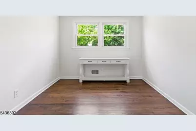 460 Jensen Ave, Rahway, NJ 07065 - Photo 17
