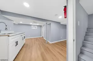 79 Delmar Pl, Irvington, NJ 07111 - Photo 29