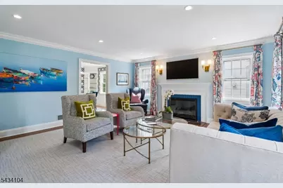 18 Colony Dr, Summit, NJ 07901 - Photo 5