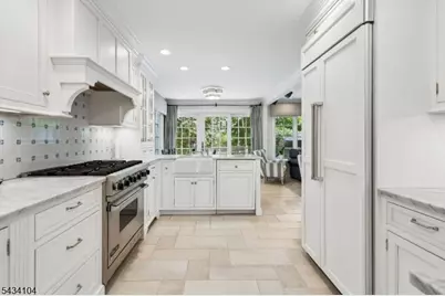18 Colony Dr, Summit, NJ 07901 - Photo 13