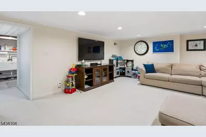 18 Colony Dr, Summit, NJ 07901 - Photo 35