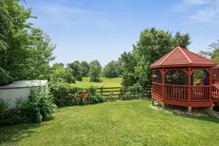 10 Crestwood St, Piscataway Township, NJ 08854 - Photo 17