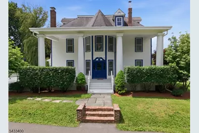 61 New St, Hampton Boro, NJ 08827 - Photo 1