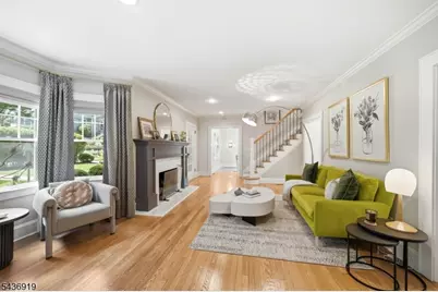 35 Sherman Pl, Morristown, NJ 07960 - Photo 7