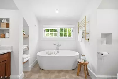 35 Sherman Pl, Morristown, NJ 07960 - Photo 27