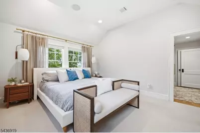 35 Sherman Pl, Morristown, NJ 07960 - Photo 21
