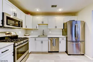 58 Pasture Ct, Roxbury Township, NJ 07852 - Photo 7