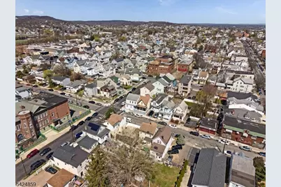 94 Manchester Ave, Paterson, NJ 07502 - Photo 35